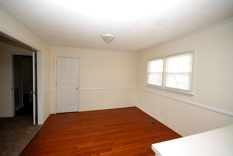 Goldsboro NC - Homes for Rent - 1005 Twelfth Street Goldsboro NC 27534 - Dining Area