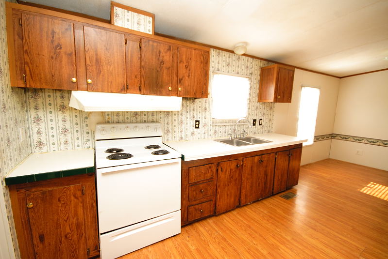 Goldsboro NC - Homes for Rent - 102 North Timber Place Dudley NC 28333 - Kitchen