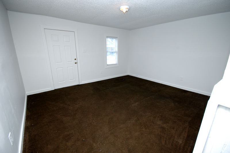 Goldsboro NC - Homes for Rent - 1108 Slaughter St Apt. A Goldsboro NC 27530 - Living Room