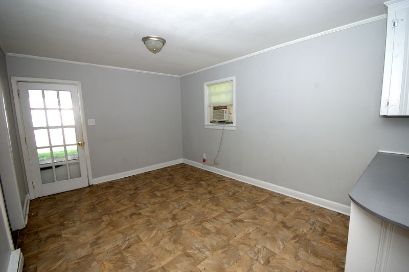 Goldsboro NC - Homes for Rent - 1112 Devereaux St Goldsboro NC 27530 - Dining Area