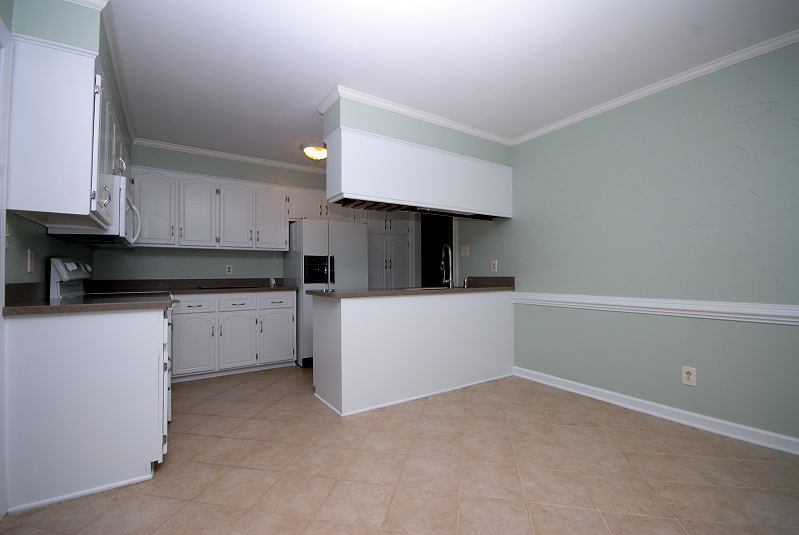 Goldsboro NC - Homes for Rent - 119 Courtney Road Goldsboro NC 27534 - Kitchen