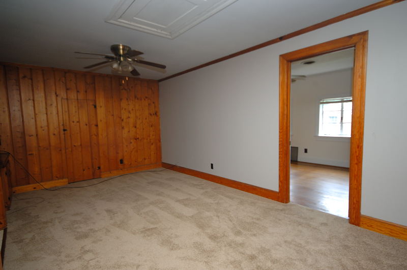 Goldsboro NC - Homes for Rent - 1210 East Holly St Apt B Goldsboro NC 27530 - Living Room