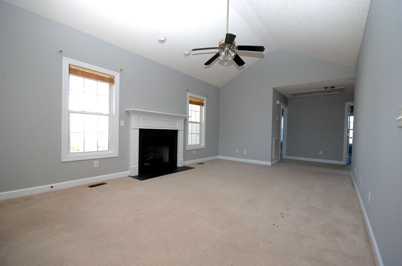 Goldsboro NC - Homes for Rent - 126 Heron Dr. Goldsboro NC 27534 - Living Room