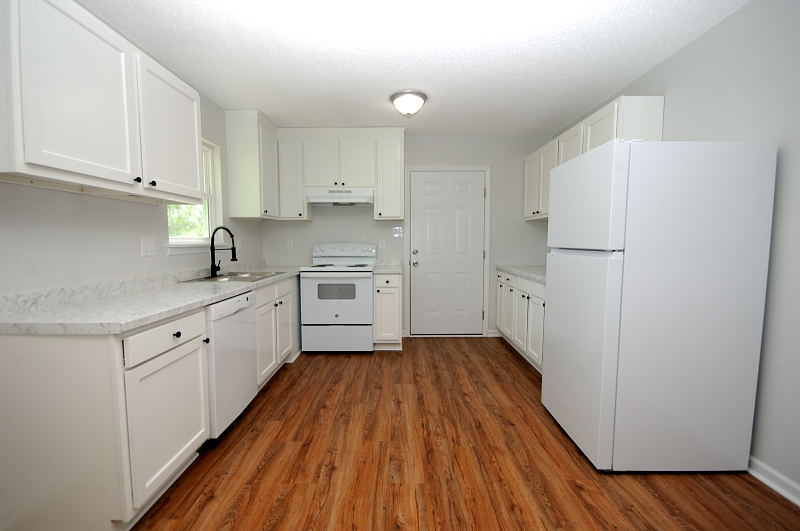 Goldsboro NC - Homes for Rent - 1283 Rosewood Rd. Goldsboro NC 27530 - Kitchen
