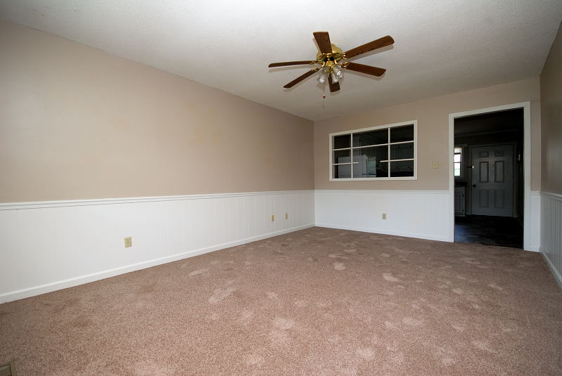 Goldsboro NC - Homes for Rent - 149 Gurley Ave. Goldsboro NC 27534 - Living Room