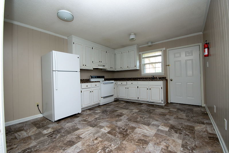 Goldsboro NC - Homes for Rent - 149 Gurley Ave. Goldsboro NC 27534 - Kitchen