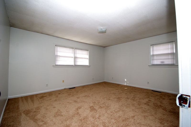 Goldsboro NC - Homes for Rent - 1717 Tommys Road Goldsboro NC 27534 - Master Bedroom