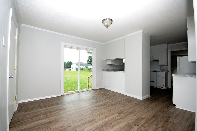 Goldsboro NC - Homes for Rent - 177 Hereford Drive Dudley NC 28333 - Dining Area / Kitchen