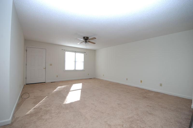 Goldsboro NC - Homes for Rent - 201 North Goldsboro Street Apartment 1 Pikeville NC 27863 - Living Room