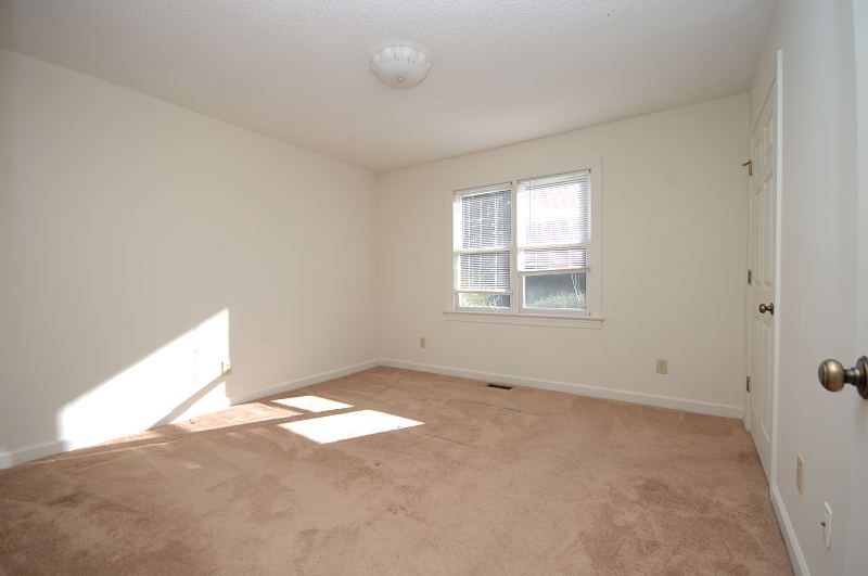 Goldsboro NC - Homes for Rent - 201 North Goldsboro Street Apartment 1 Pikeville NC 27863 - Bedroom