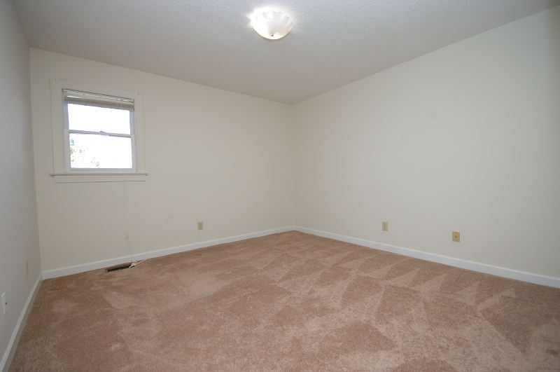 Goldsboro NC - Homes for Rent - 201 North Goldsboro Street Apartment 1 Pikeville NC 27863 - Bedroom