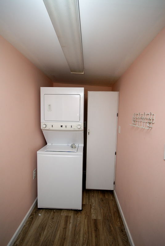 Goldsboro NC - Homes for Rent - 2366 North Beston Road La Grange NC 28551 - Laundry Room