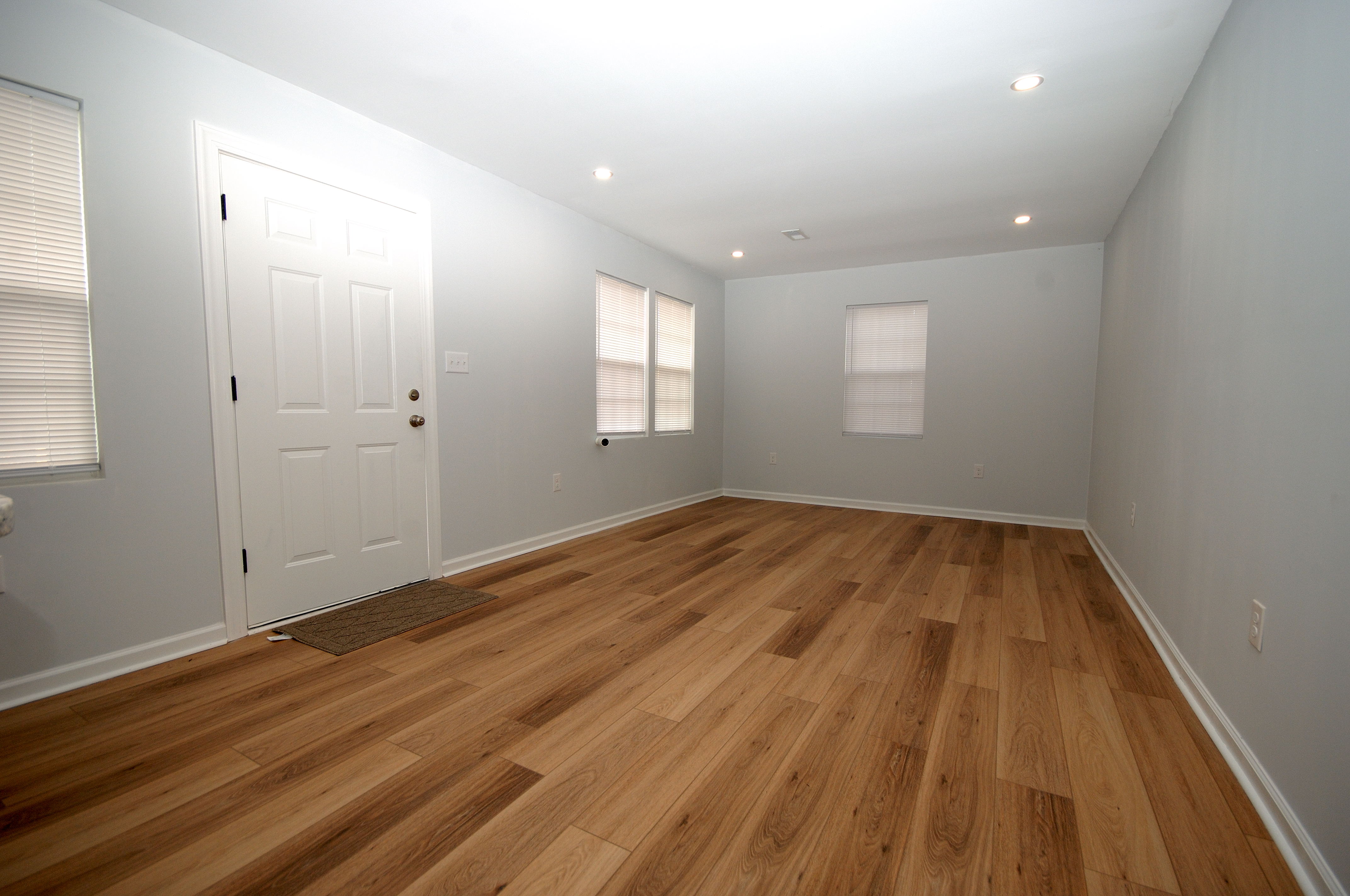 Goldsboro NC - Homes for Rent - 2416 N. William St. Goldsboro NC 27530 - Living Room