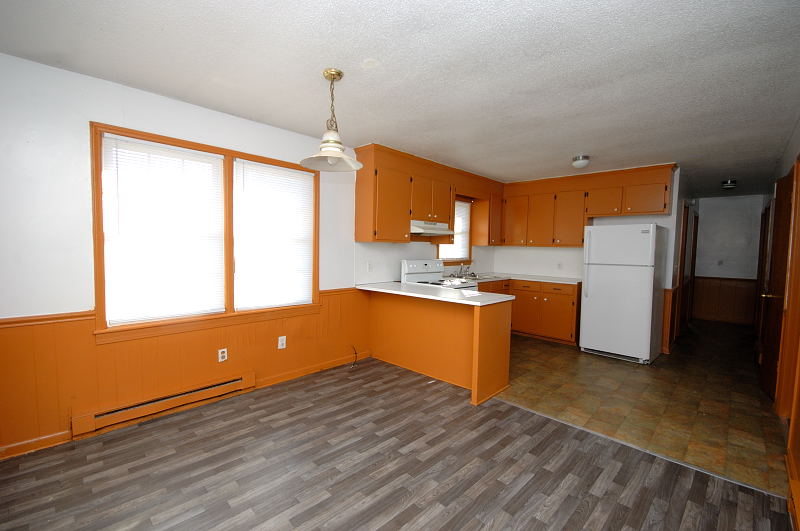 Goldsboro NC - Homes for Rent - 271 Rouse Chapel Rd. Ayden, NC 28513 - Kitchen / Dining Area