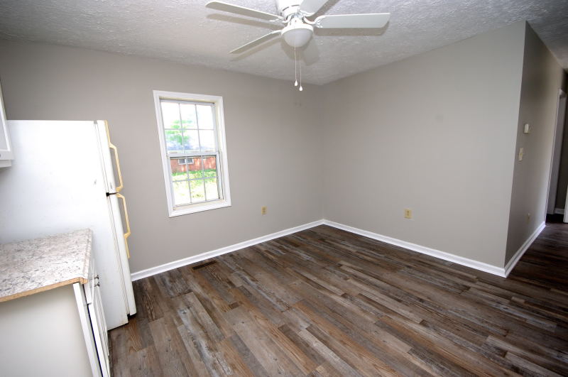 Goldsboro NC - Homes for Rent - 310 West Pine St Apt A Goldsboro NC 27530 - Kitchen / Living Area