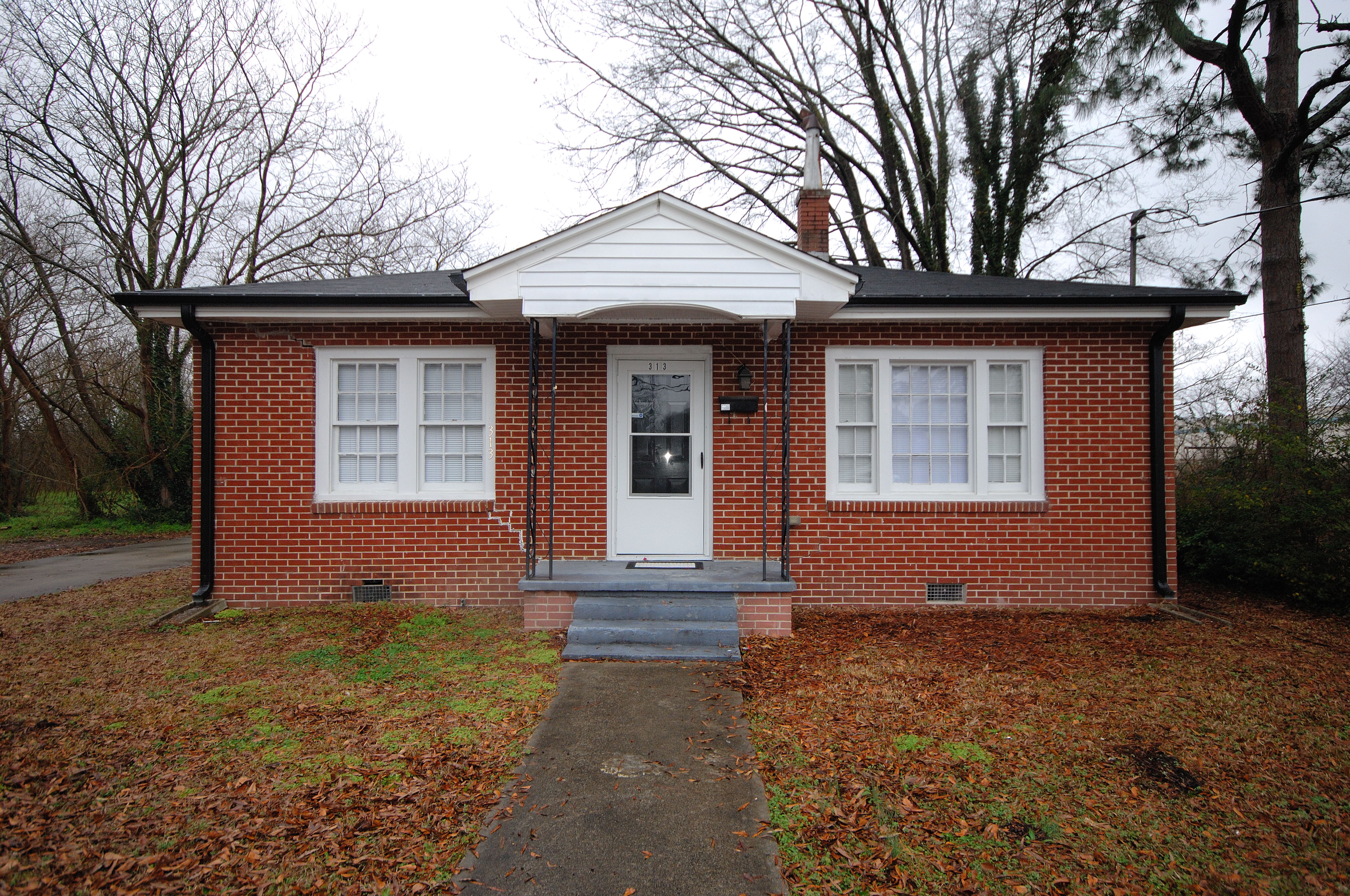 Goldsboro NC - Homes for Rent - 313 Whitfield Dr. Goldsboro NC 27530 - Main House View