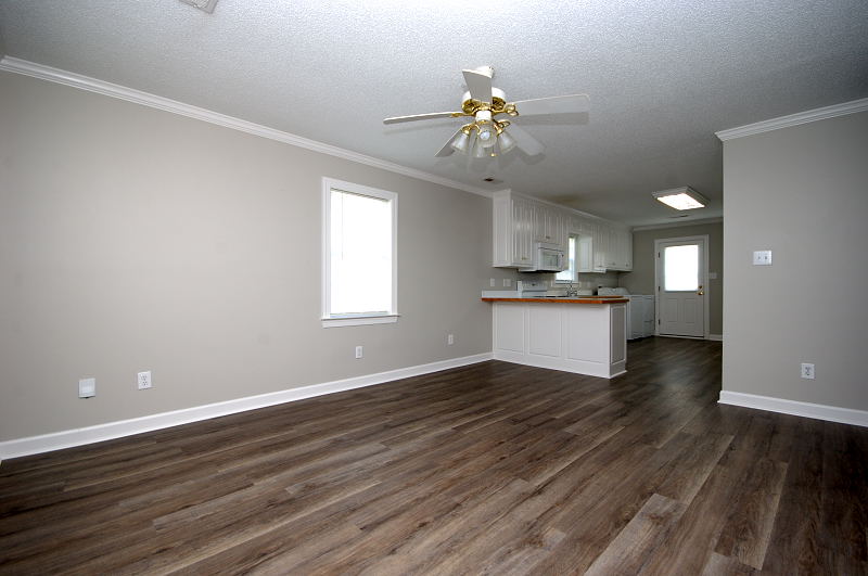 Goldsboro NC - Homes for Rent - 316 Perkins Rd. Goldsboro NC 27530 - Living Room