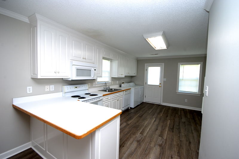 Goldsboro NC - Homes for Rent - 316 Perkins Rd. Goldsboro NC 27530 - Kitchen