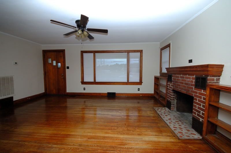 Goldsboro NC - Homes for Rent - 3610 Central Heights Rd. Goldsboro NC 27534 - Living Room