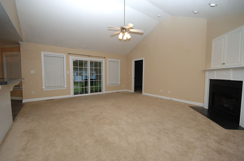 Goldsboro NC - Homes for Rent - 416 Johnson Branch Rd. Goldsboro NC 27534 - Living Room