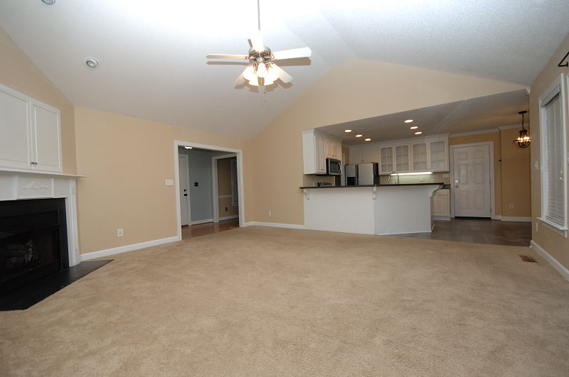 Goldsboro NC - Homes for Rent - 416 Johnson Branch Rd. Goldsboro NC 27534 - Living Room