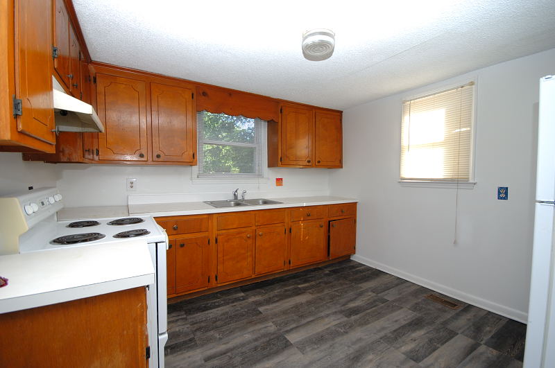 Goldsboro NC - Homes for Rent - 508 Creech Street Goldsboro NC 27530 - Kitchen