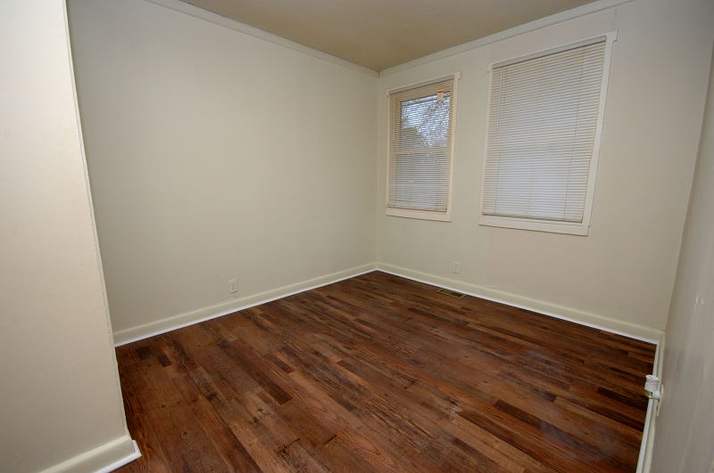 Goldsboro NC - Homes for Rent - 606 South Andrews Avenue Apt D Goldsboro NC 27530 - Bedroom