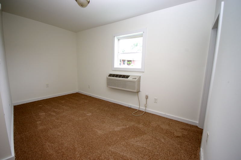 Goldsboro NC - Homes for Rent - 713 South Slocumb St Apt A Goldsboro NC 27530 - Bedroom