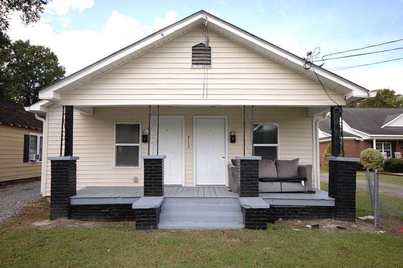 Goldsboro NC - Homes for Rent - 713 South Slocumb St Apt B Goldsboro NC 27530 - Main House View