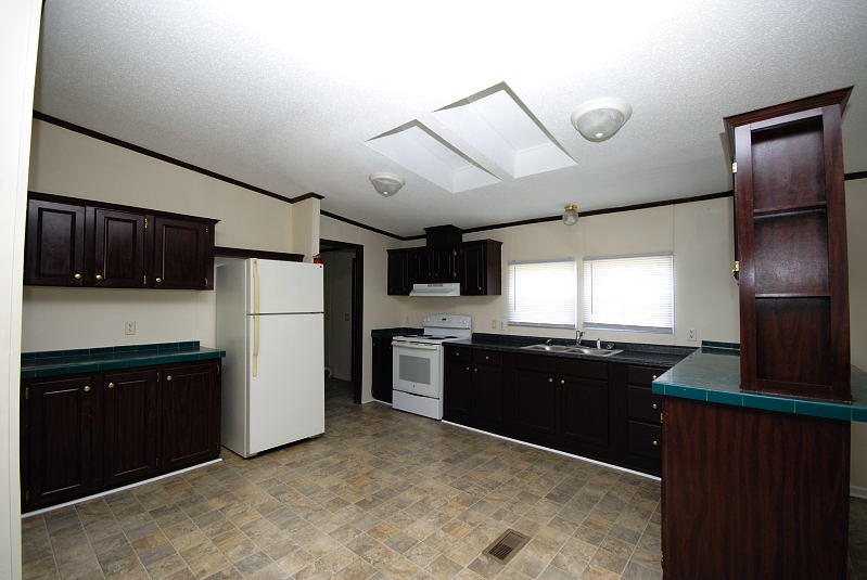 Goldsboro NC - Homes for Rent - 740 Ebenezer Church Road Goldsboro NC 27530 - Kitchen