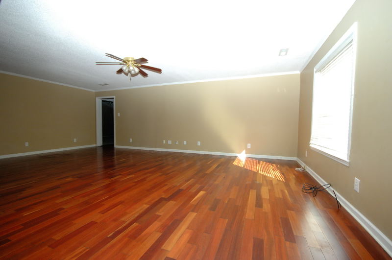 Goldsboro NC - Homes for Rent - 803 Marygold St Goldsboro NC 27530 - Living Room