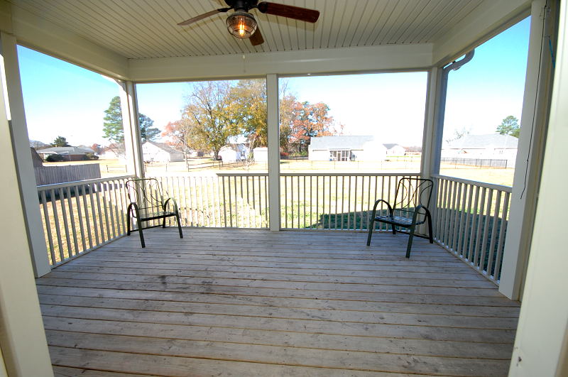 Goldsboro NC - Homes for Rent - 103 Northfield Dr. Goldsboro NC 27534 - Screened Porch