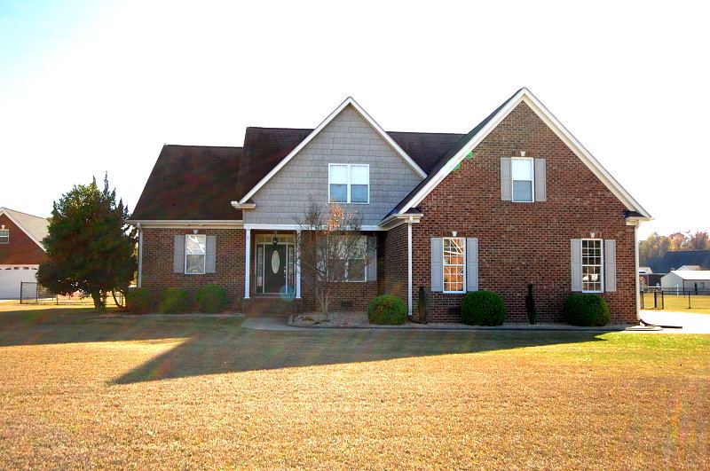 Goldsboro NC - Homes for Rent - 105 Highwoods Dr. Goldsboro NC 27530 - Main House View