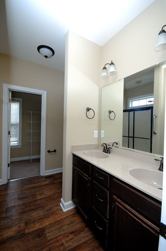 Goldsboro NC - Homes for Rent - 1125 Braswell Road Goldsboro NC 27530 - Primary Bathroom