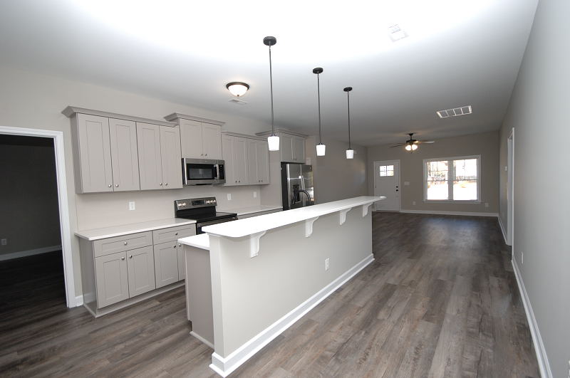 Goldsboro NC - Homes for Rent - 421 South Center St. Princeton NC 27569 - Kitchen / Dining Area