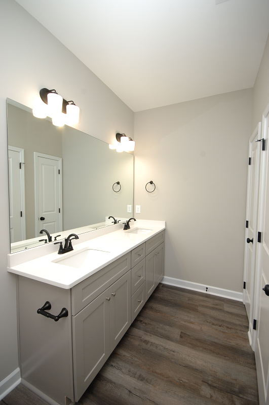 Goldsboro NC - Homes for Rent - 421 South Center St. Princeton NC 27569 - Primary Bathroom