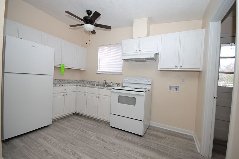 Goldsboro NC - Homes for Rent - 505 Quail Dr. Goldsboro NC 27534 - Kitchen