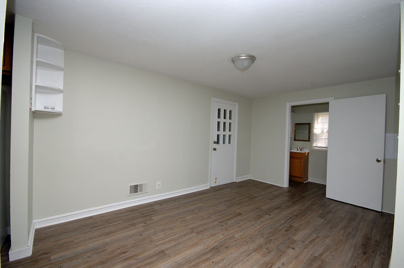 Goldsboro NC - Homes for Rent - 774 Old Grantham Rd. Goldsboro NC 27530 - Living Room