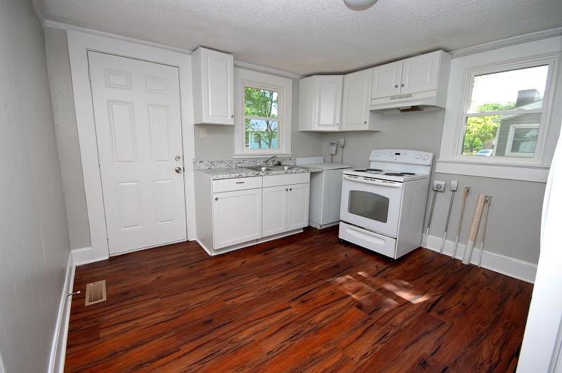 Goldsboro NC - Homes for Rent - 805 2nd St. Goldsboro NC 27534 - Kitchen